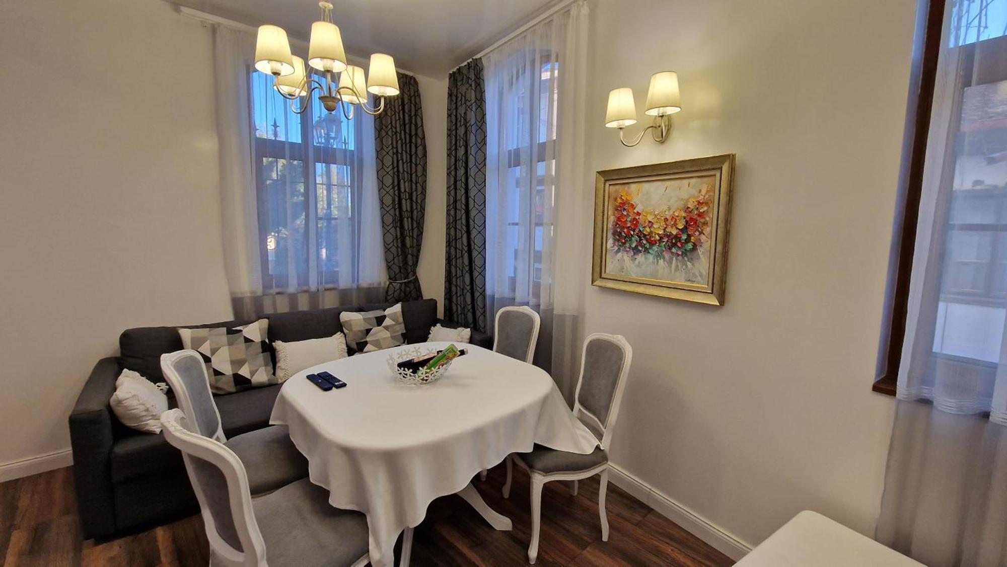Fs Apartments - Beautiful Apartment In The Artistic Part Of 벨리코 터르노보 외부 사진