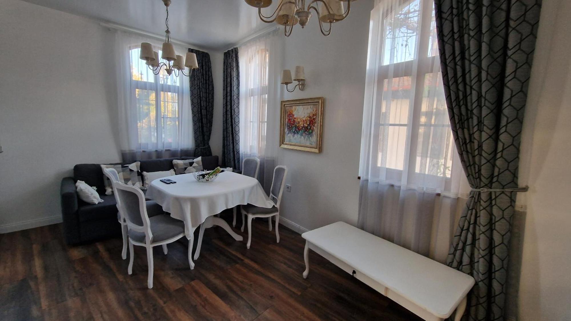 Fs Apartments - Beautiful Apartment In The Artistic Part Of 벨리코 터르노보 외부 사진